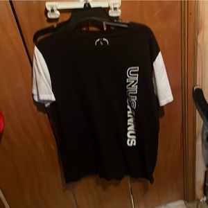 LOOKING TO BUY - Unus Annus Vertical Logo Tee